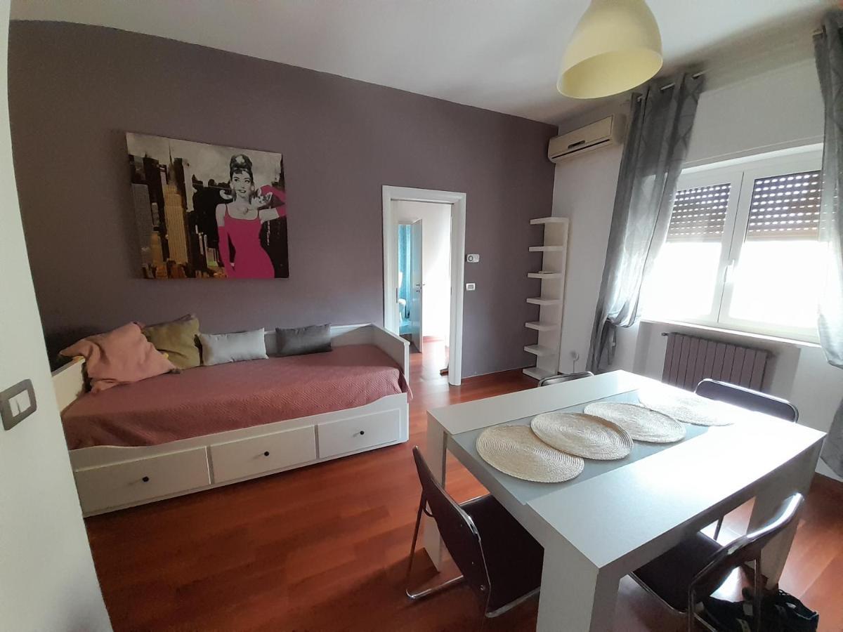 Ferienwohnung A Casa Di Sabry Bari Exterior foto